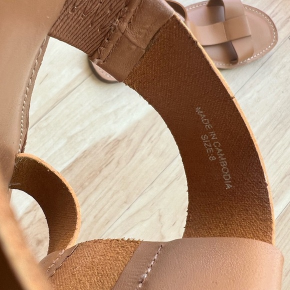 Madewell T-Strap Slide Sandal - Picture 5 of 8